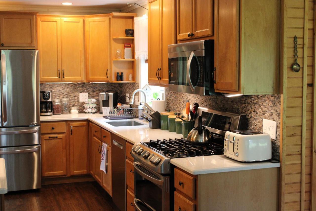Maple Leaf Acre Villa Williston Екстериор снимка