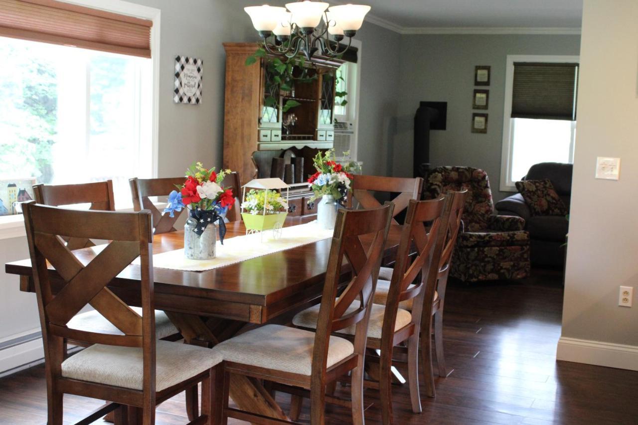 Maple Leaf Acre Villa Williston Екстериор снимка